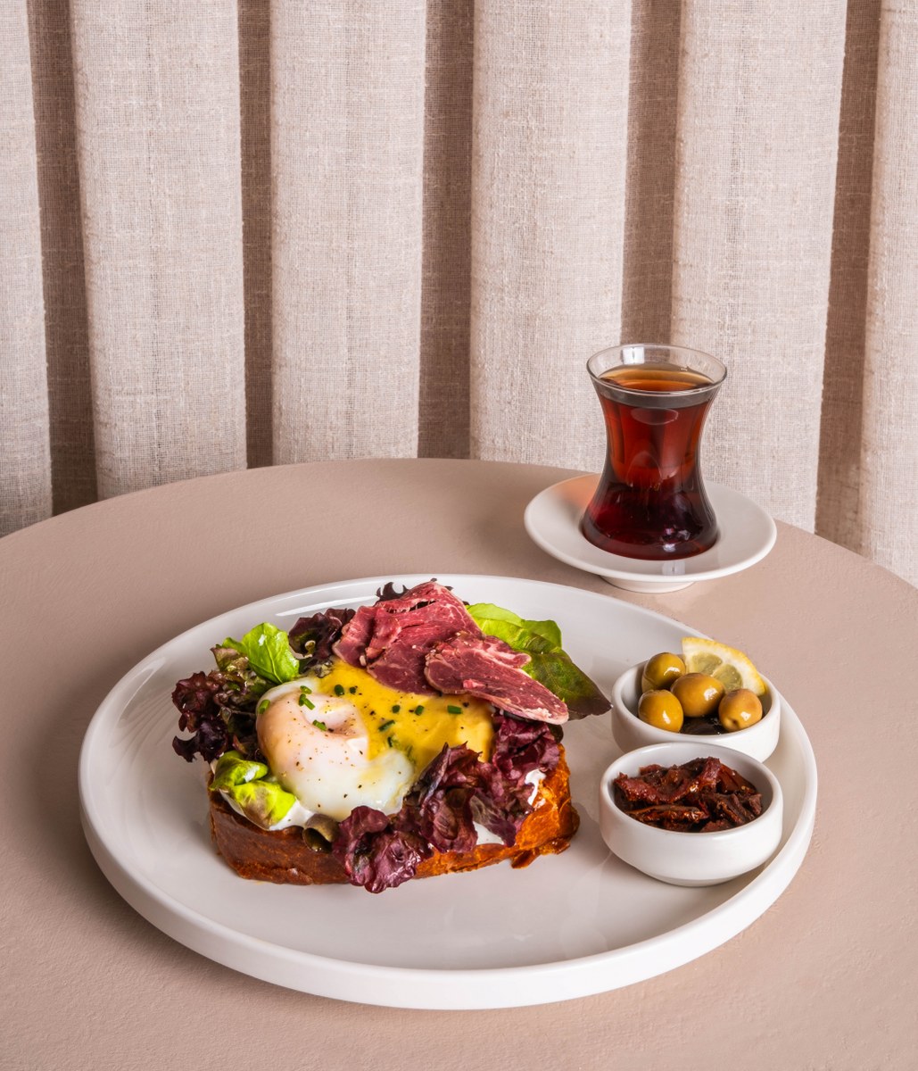 Eggs Benedict